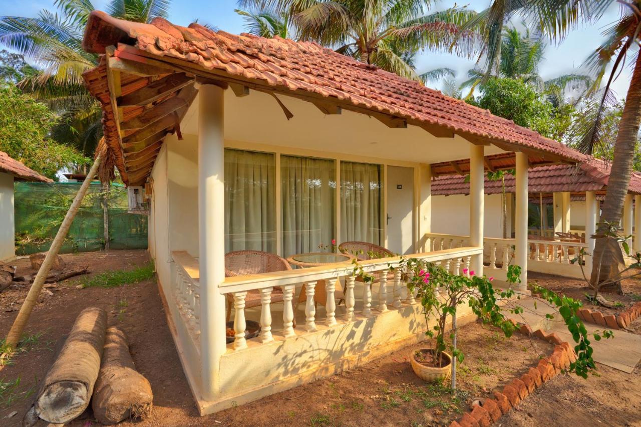 Morjim Holiday Beach Resort 외부 사진