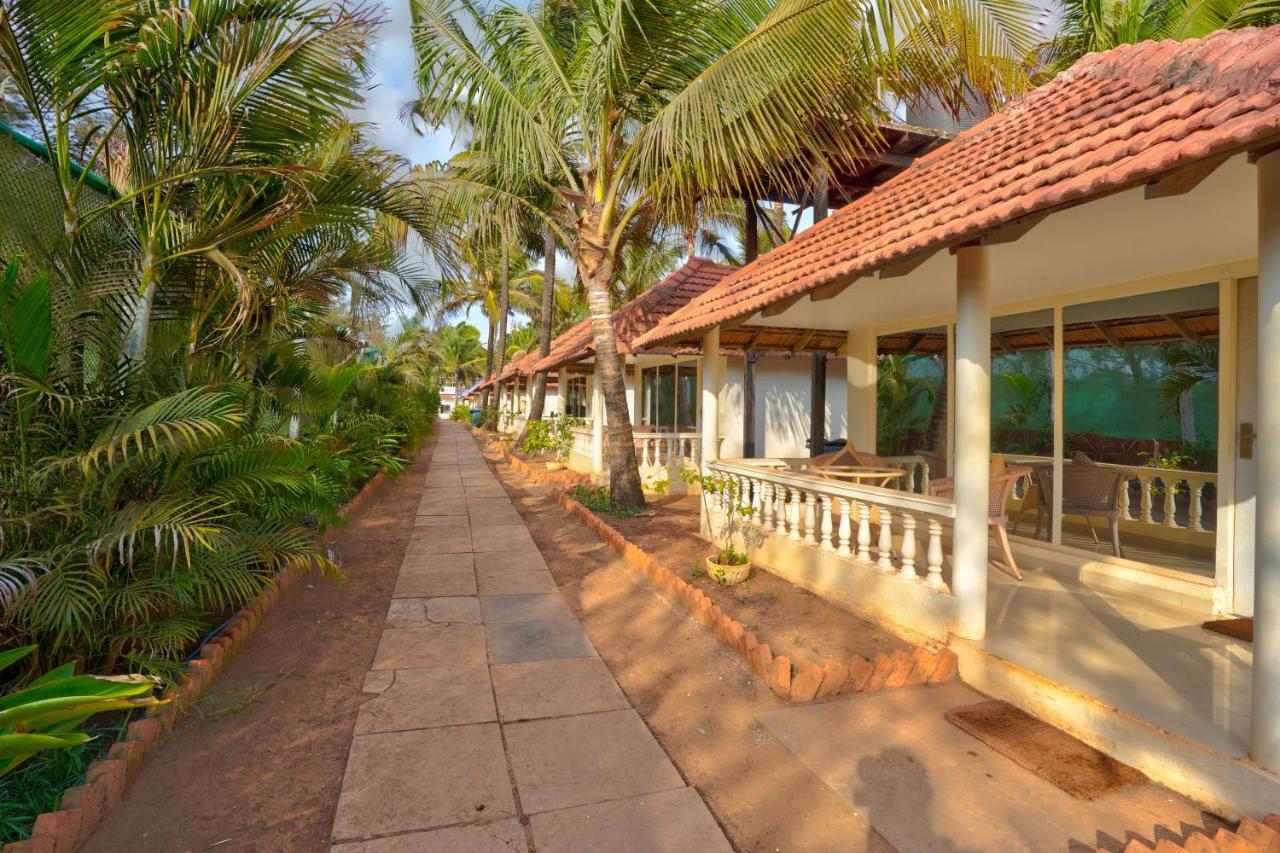 Morjim Holiday Beach Resort 외부 사진