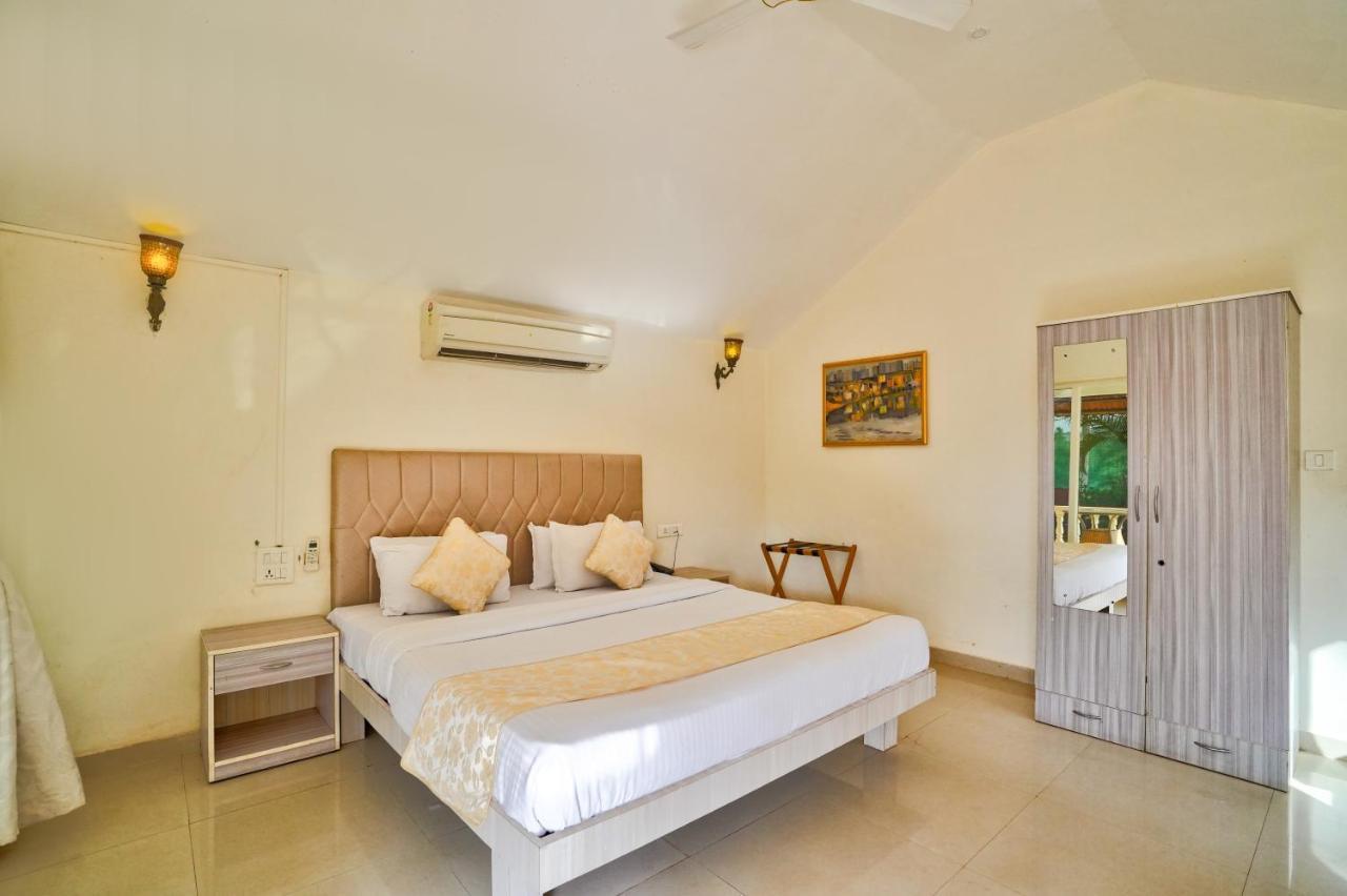 Morjim Holiday Beach Resort 외부 사진